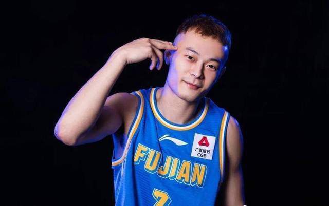 也许，也许我错了，他们看到了我看不到的一切。